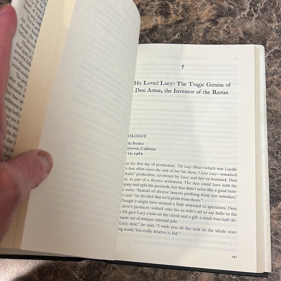 Set of 2 Glenn Beck books.. It Is About Islam and Dreamers And Deceivers - Picture 7 of 7